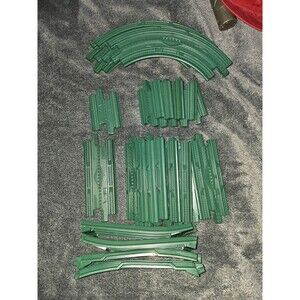 Fisher-Price GeoTrax Green Track - Elevation Curves & Straights